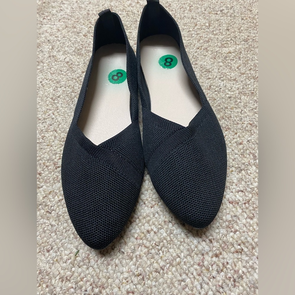 Chic Black Danskin Flats - Picture 2 of 15